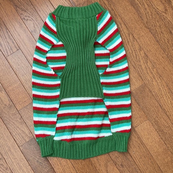 Cute Christmas Dog Sweater - Picture 4 of 7